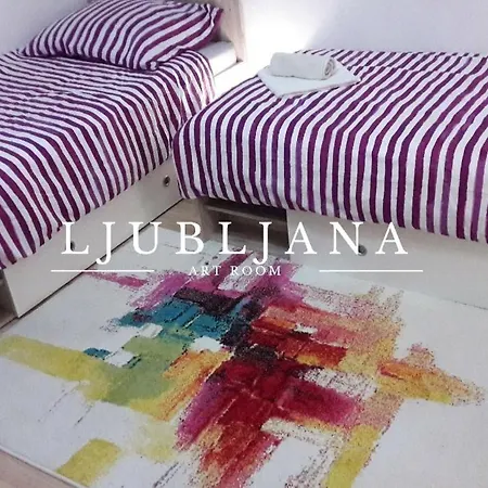 לינה וארוחת בוקר Ljubljanaart לובליאנה